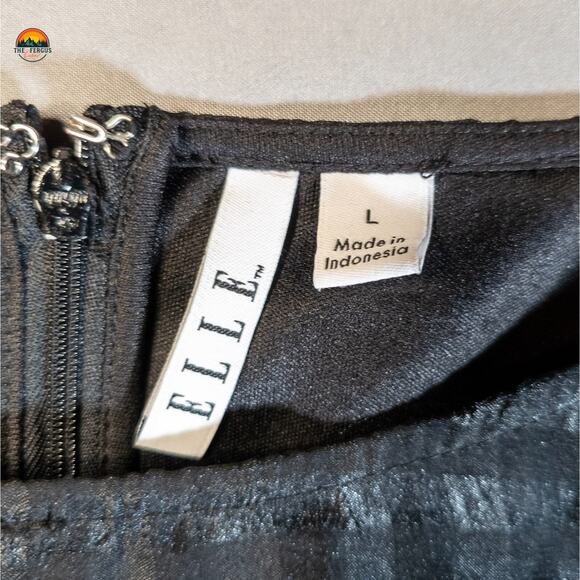 Elle Cropped Tank Top Black Sleeveless Back Zip Boho Chic Women's Size Large - Picture 7 of 9